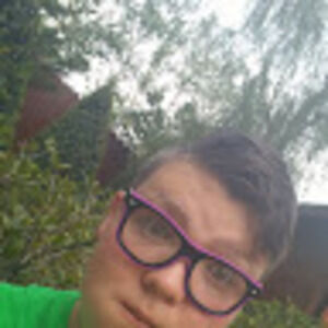 Meet your Posher, Devin